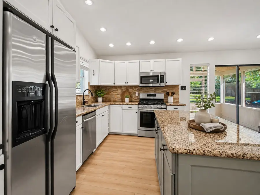 5917 Figland Street, Pearland, TX 77584 - #2