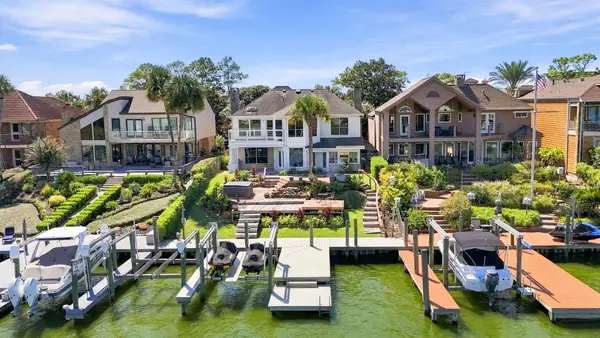 932 Plantation Street, League City, TX 77573