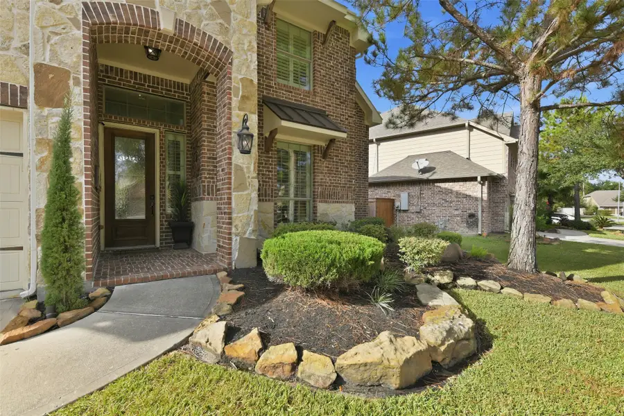 17611 Fossil Ridge Lane, Humble, TX 77346 - Image #2