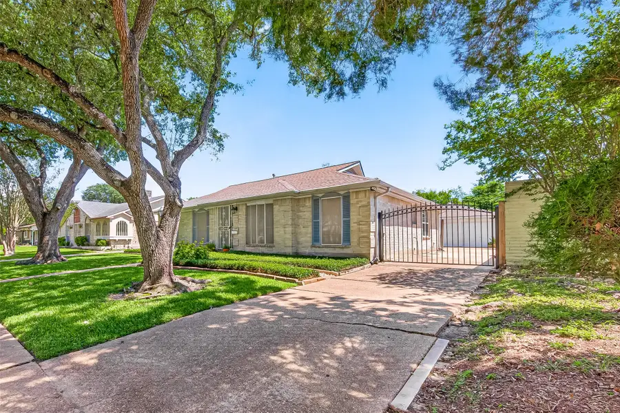 9011 Roos Road, Houston, TX 77036 - #3