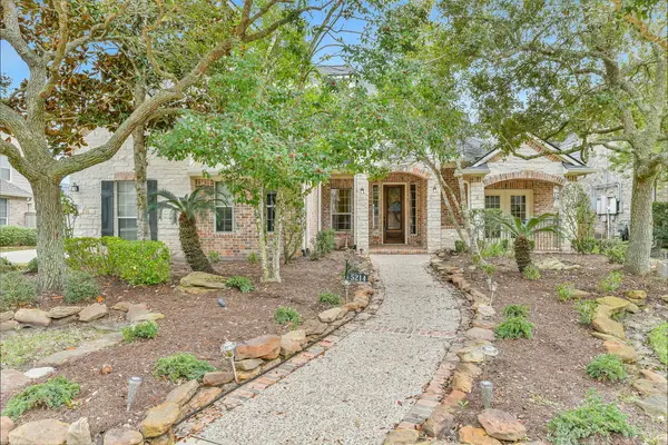 5214 Blue Cypress Lane, League City, TX 77573