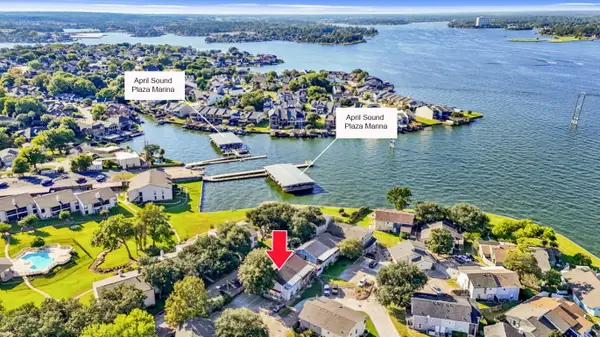 132 April Point Drive N, Conroe, TX 77356