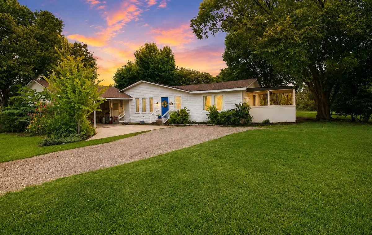232 Fm 2628 Road, Huntsville, TX 77320 - #1