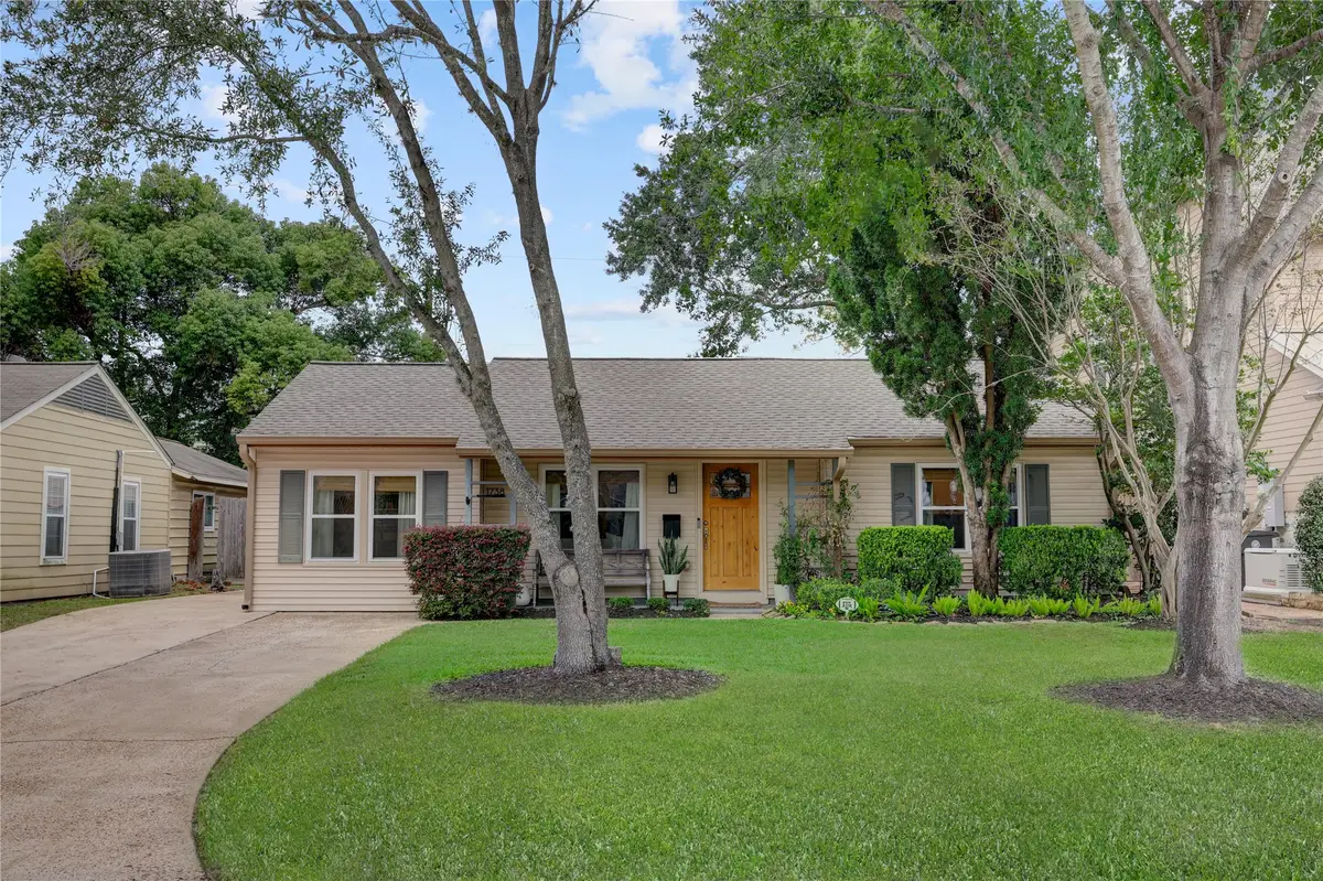 1738 Wakefield Drive, Houston, TX 77018 - Image #1