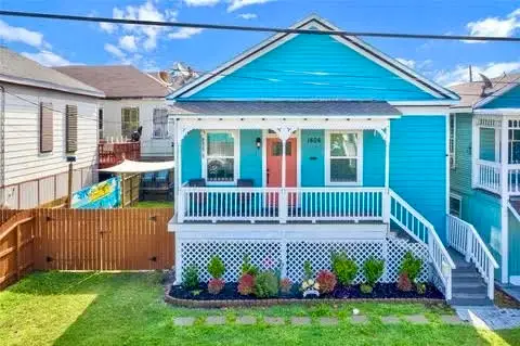 1806 24th Street, Galveston, TX 77550