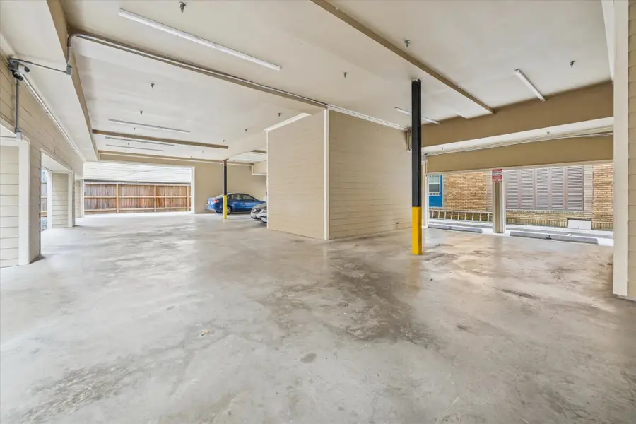 314 W Bell Street, Houston, TX 77019 - Image #3
