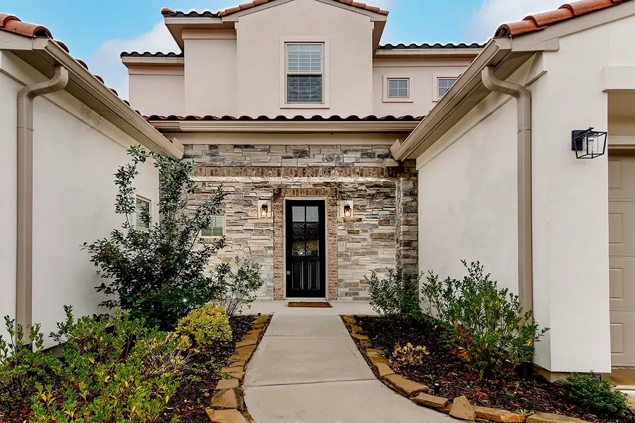 1455 Torrijos Court, Shenandoah, TX 77384 - Image #2