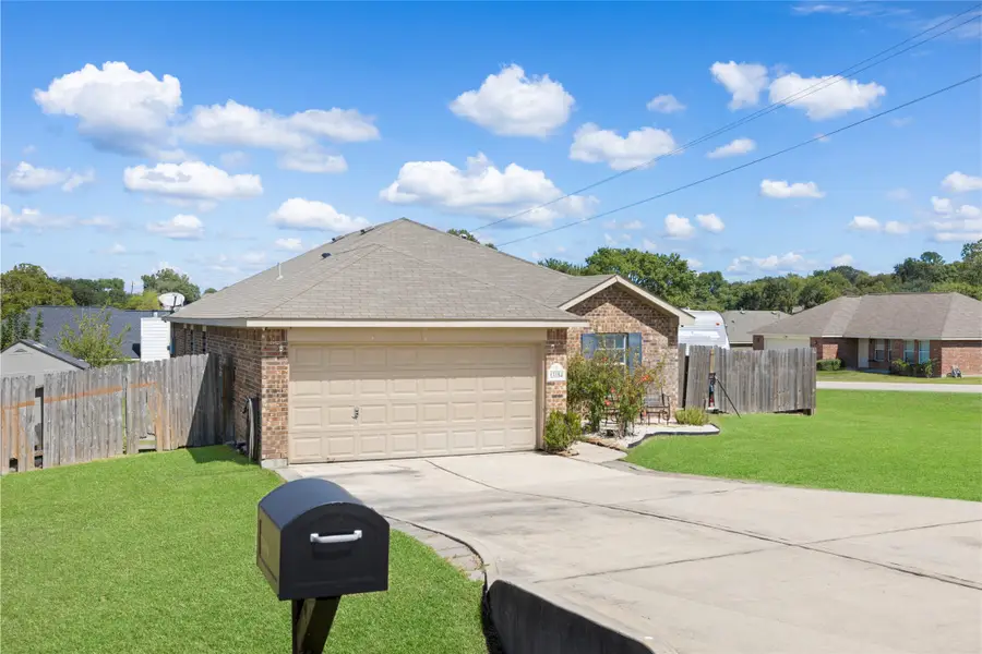 13184 Lake Breeze Lane, Willis, TX 77318 - Image #2