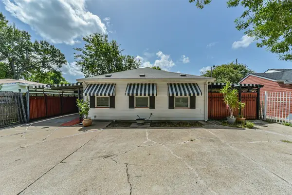 8064 Milredge Street, Houston, TX 77017