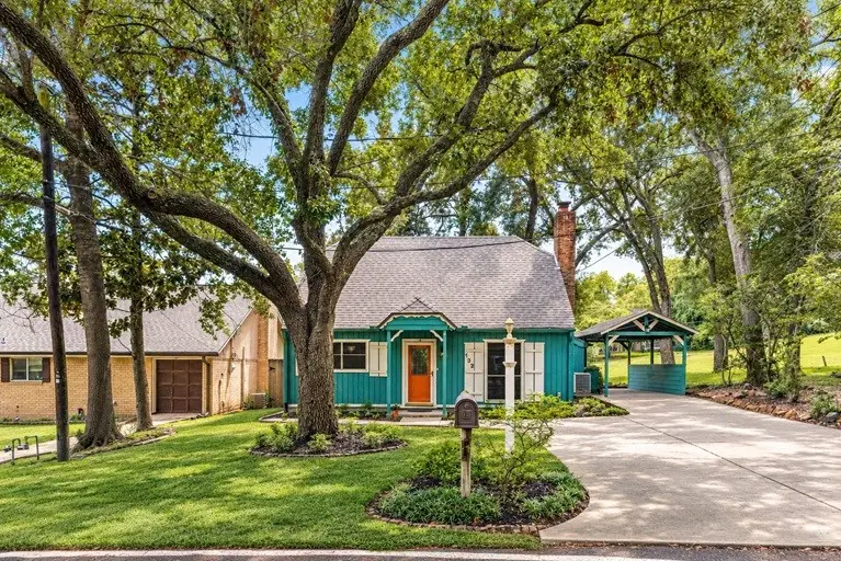 132 Paradise Valley, Conroe, TX 77304 - #1