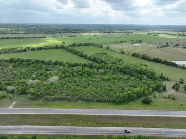 10463 Highway 36, Bellville, TX 77418