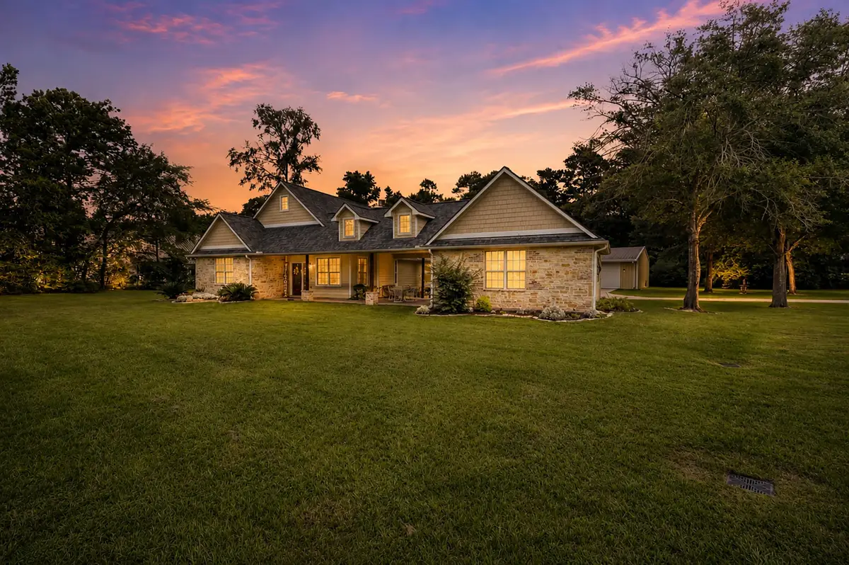 107 Ebner Lake Front Drive, Montgomery, TX 77316 - #1