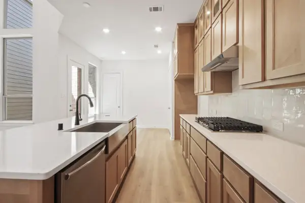 317 Fields Lane, Montgomery, TX 77316