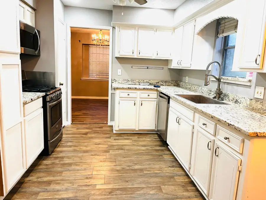 14515 Duncannon Drive, Houston, TX 77015 - Image #3