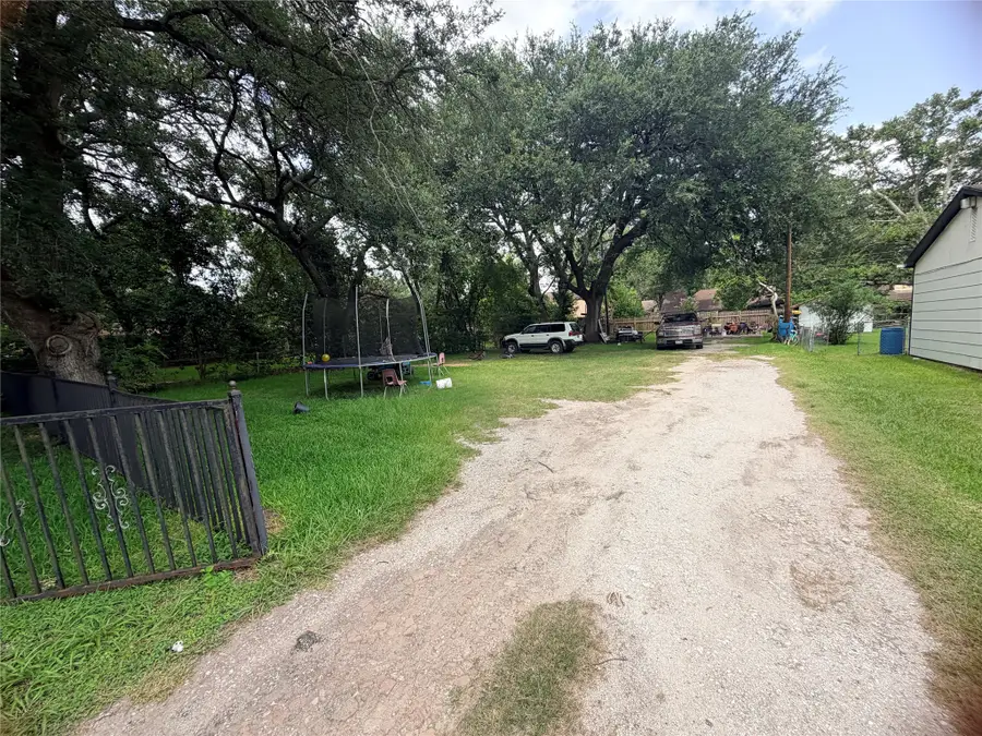 1207 Pirtle Street, La Marque, TX 77568 - #2