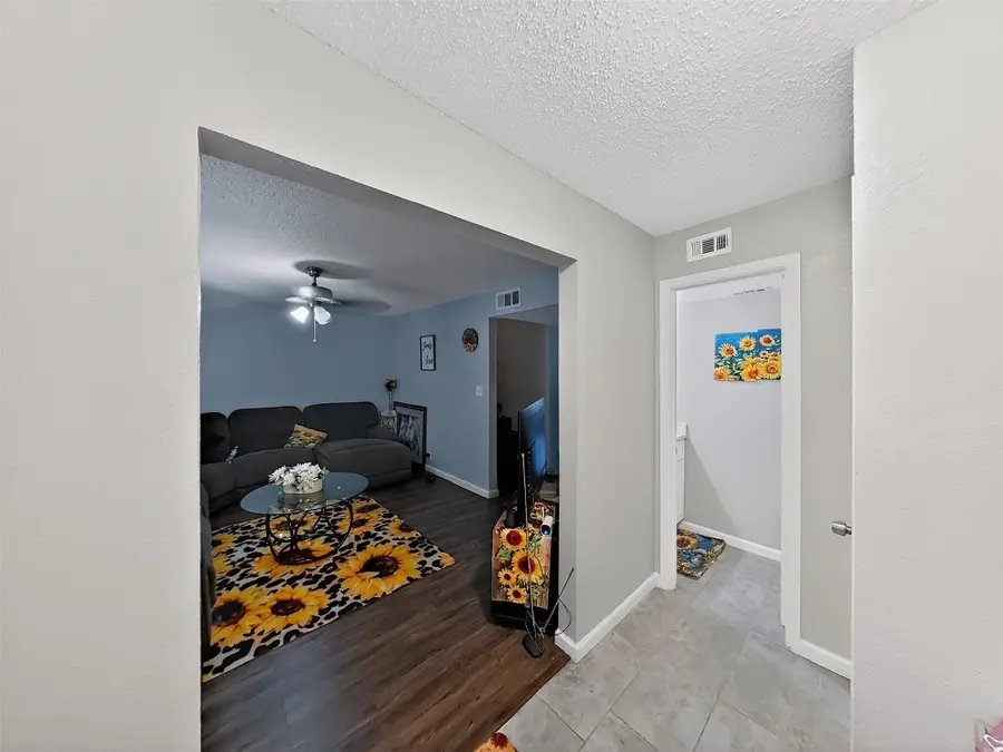 8101 Amelia Road #404, Houston, TX 77055 - #3