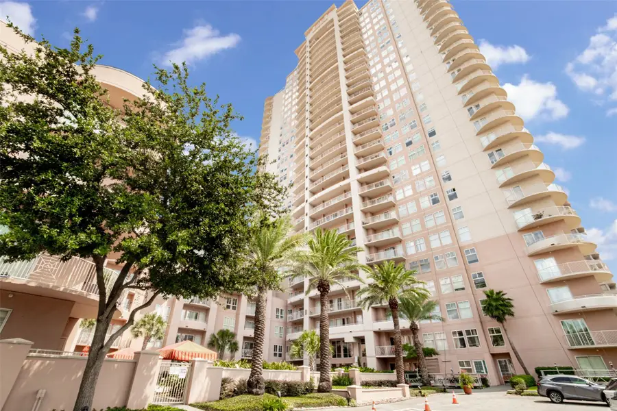 3505 Sage Road #2403, Houston, TX 77056 - Image #2