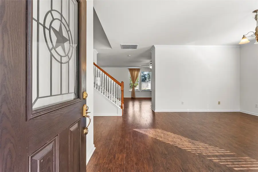 542 Cedar Branch Drive, League City, TX 77573 - Image #2