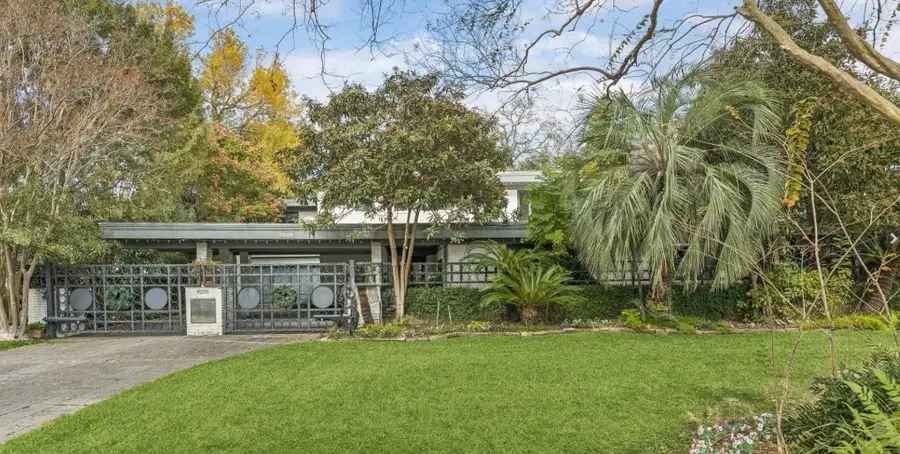 2500 Glen Haven Boulevard, Houston, TX 77030 - Image #3