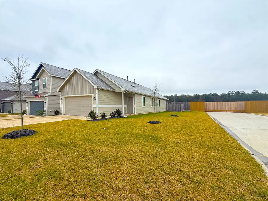 14071 Chinook Drive, Conroe, TX 77384 - Image #2