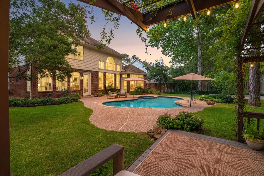 15 Woodmere Place, The Woodlands, TX 77381 - #2