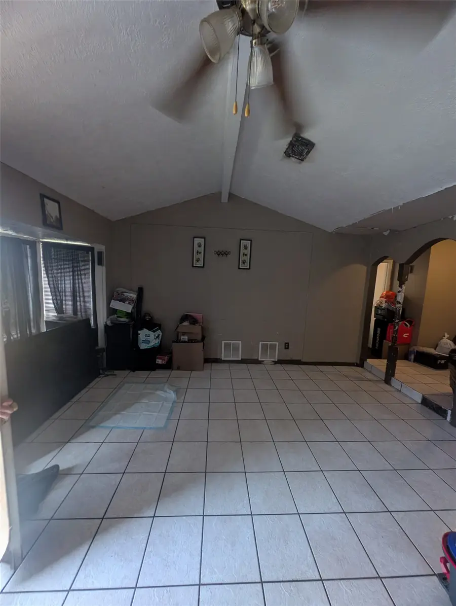 13915 Buffalo Speedway, Houston, TX 77045 - #2