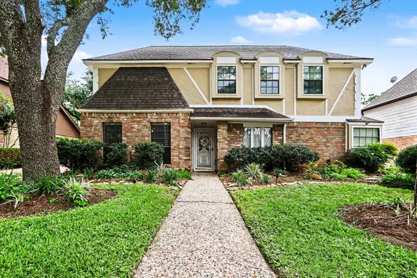 12415 Ella Lee Lane, Houston, TX 77077