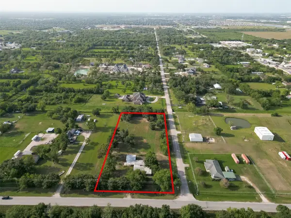 7235 Old Massey Ranch Road, Pearland, TX 77584
