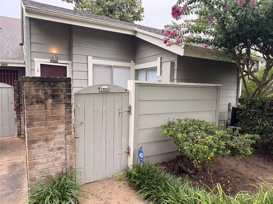 13010 Greenway Chase Court #3010, Houston, TX 77072 - #3