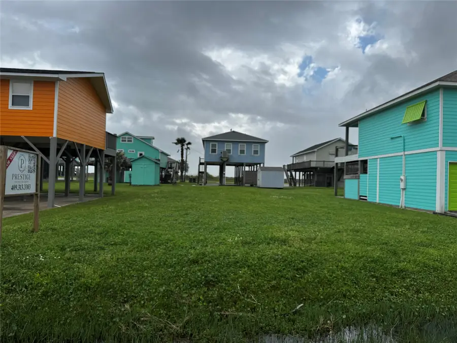 128 Ocean View Drive, Crystal Beach, TX 77650 - Image #3
