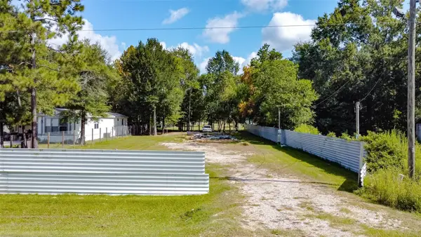 303 County Road 3417, Cleveland, TX 77327