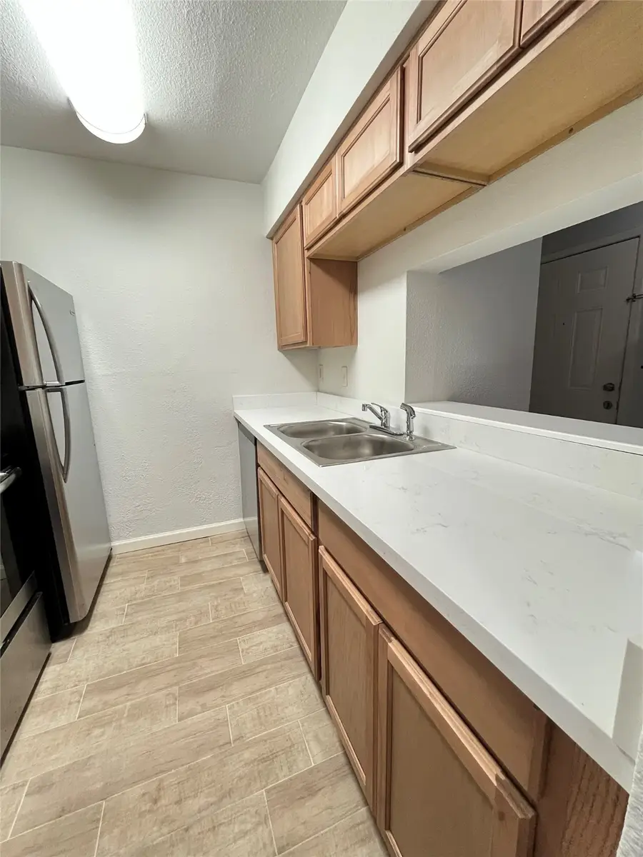 7200 Clarewood Drive #1702, Houston, TX 77036 - Image #3