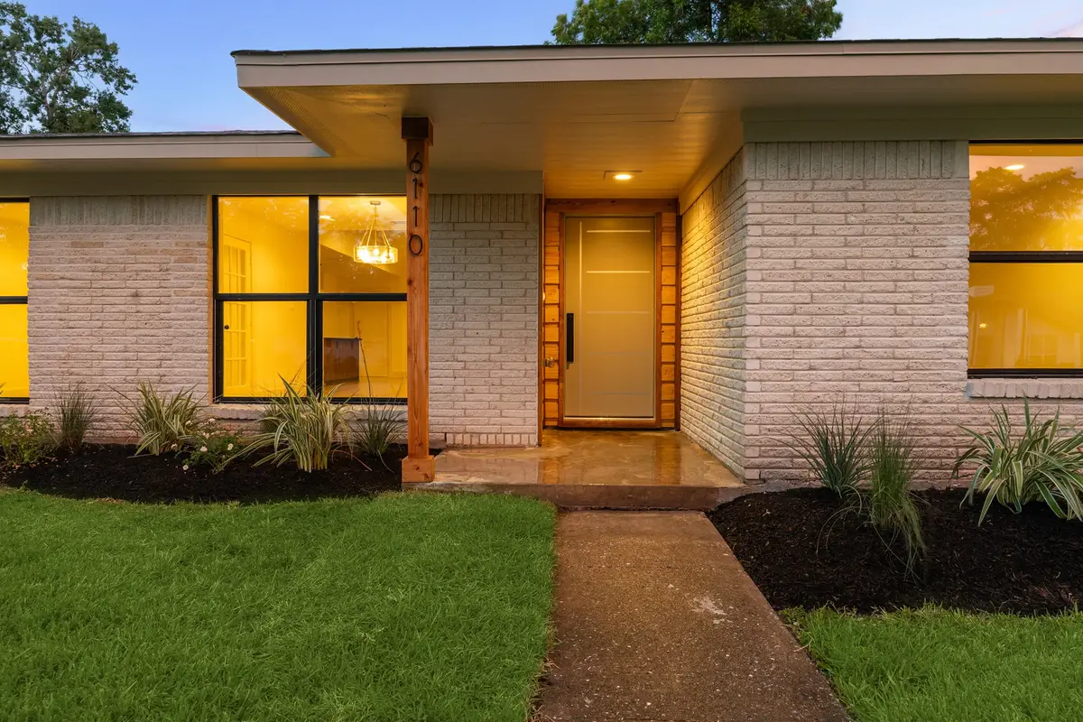 6110 Yarwell Drive, Houston, TX 77096 - #1