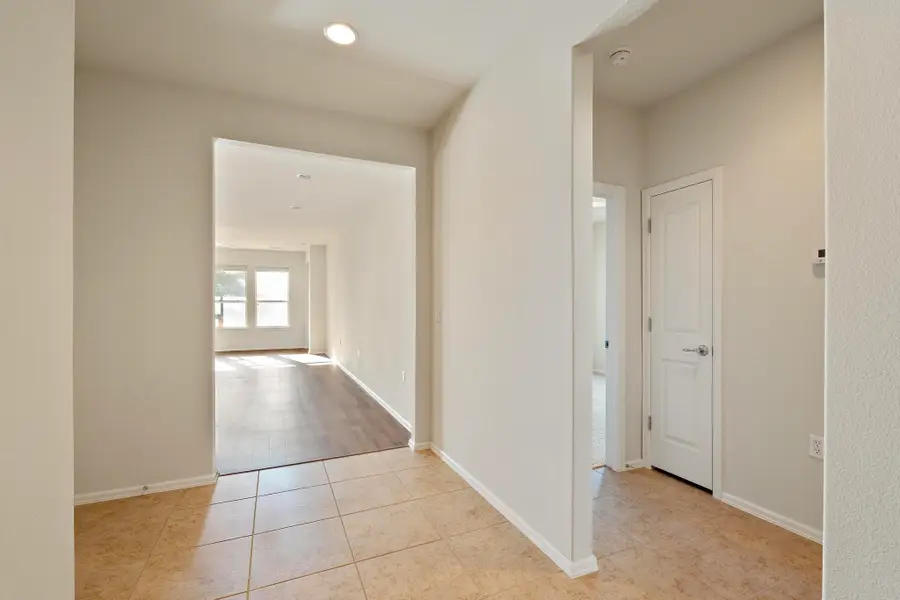 136 Prairie Creek Trail, Georgetown, TX 78633 - Image #2