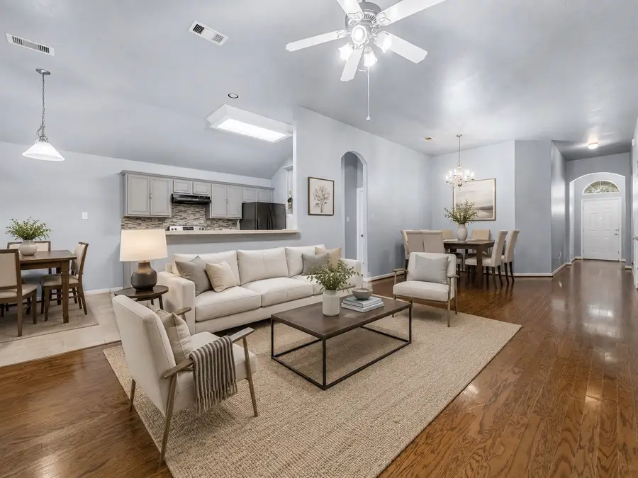 9026 Clearwood Landing Boulevard, Houston, TX 77075 - #2