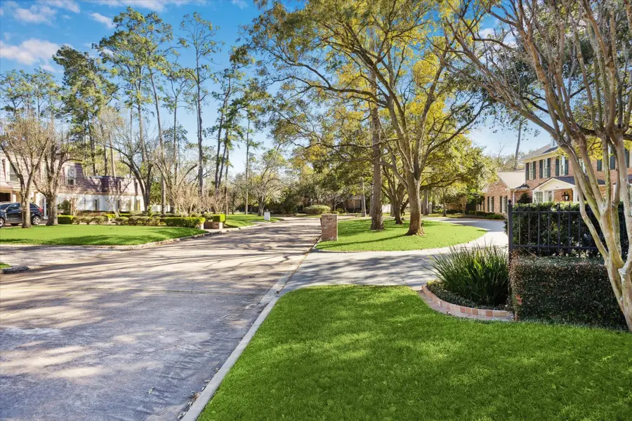 140 Quail Creek Court, Piney Point Village, TX 77024 - Image #3