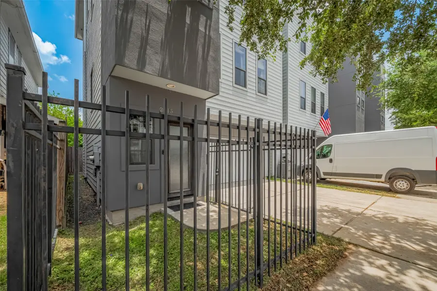 2115 Hadley Street, Houston, TX 77003 - #2