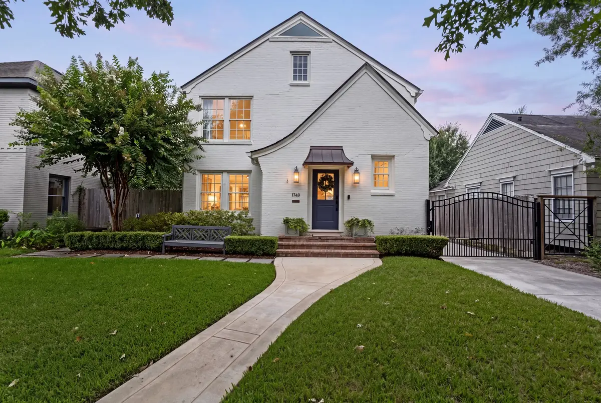 1749 Banks Street, Houston, TX 77098 - #1