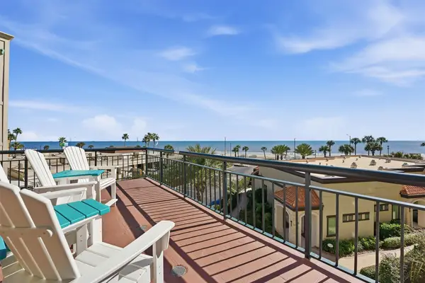 5220 Seawall Boulevard #338/339, Galveston, TX 77551