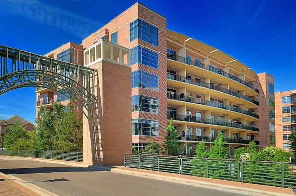 1 Waterway Court #4E, The Woodlands, TX 77380
