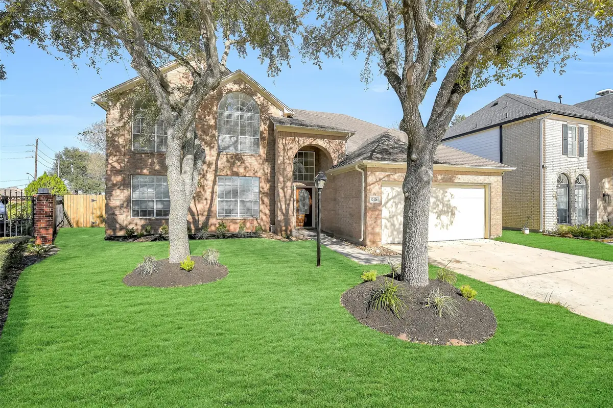 12426 Shadowpoint Drive, Houston, TX 77082 - Image #1