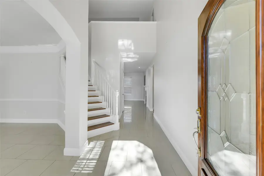 12426 Shadowpoint Drive, Houston, TX 77082 - Image #2