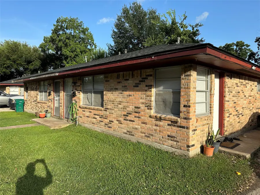 2922 Randolph Road, Pasadena, TX 77503 - Image #3