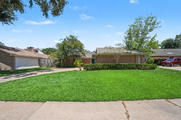 15747 Boulder Oaks Drive, Houston, TX 77084