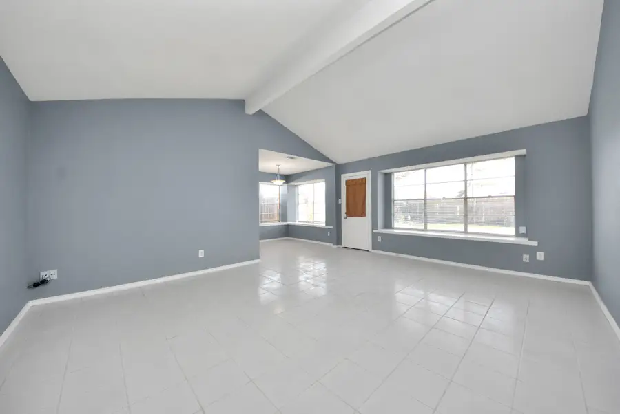 16607 Barcelona Drive, Friendswood, TX 77546 - Image #3