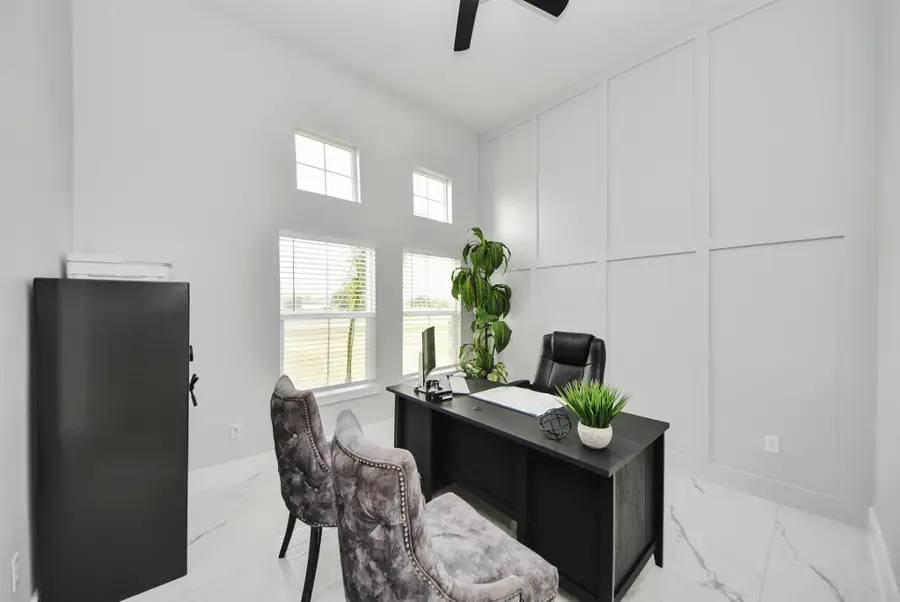 627 Lily Lane, Rosharon, TX 77583 - Image #3