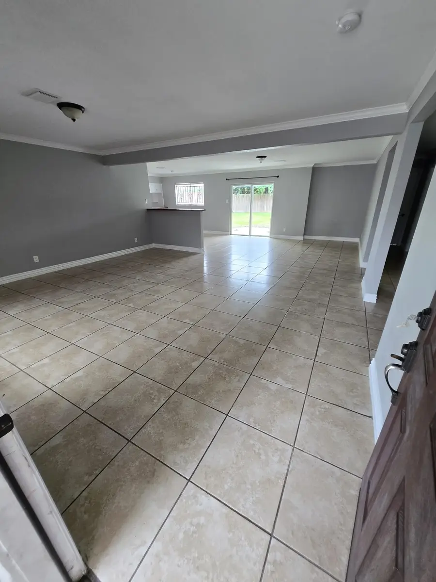 6814 Della Street, Houston, TX 77093 - Image #3