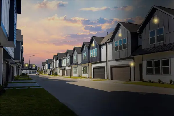 6702 Metro Blvd #8, Houston, TX 77083