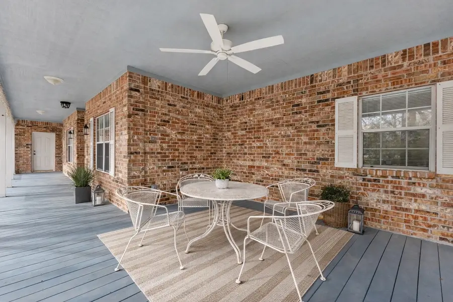 1001 Hemingway Drive, College Station, TX 77845 - Image #3