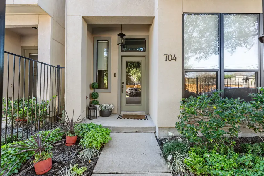 704 W 8th Street, Houston, TX 77007 - Image #3